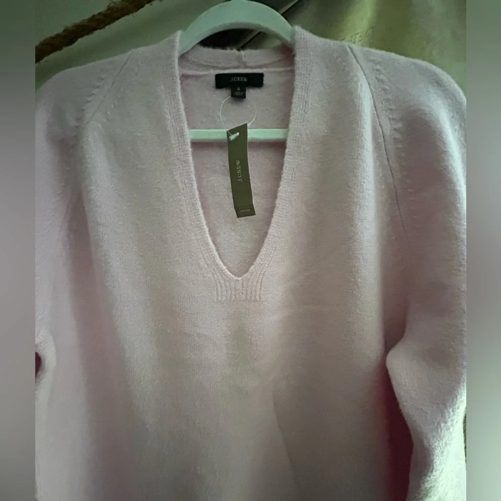 * New J Crew Wool Blend Stretch Oversized V Neck Sweater Icy Orchid SZ Small * - Picture 3 of 5